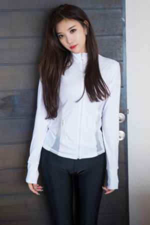 兴奋的女人们